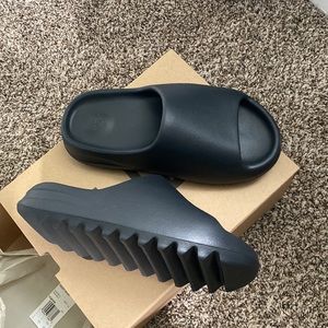 Yeezy Slides
